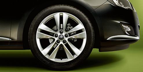 Vauxhall Astra J | Zafira C Tourer Alloy Wheel 18" - 8J x 18 ET 46