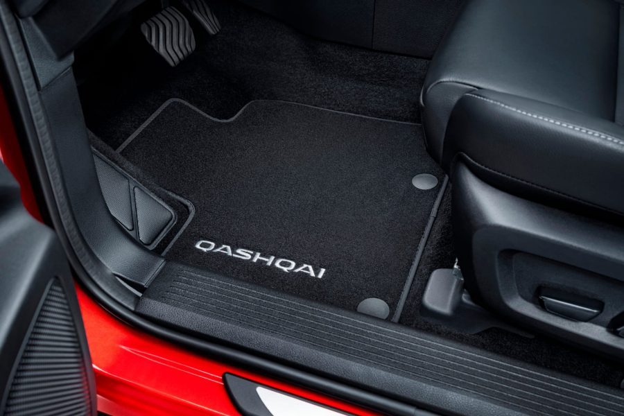 NISSAN FLOOR MATS