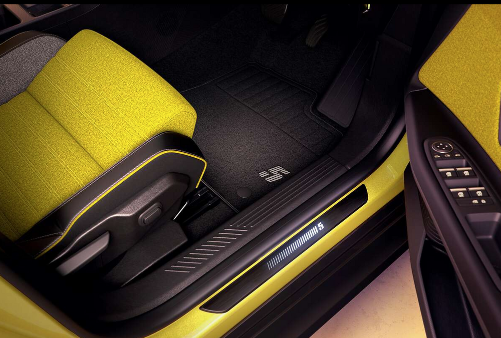 Renault R5 Premium Textile Floor Mats 749M66074R